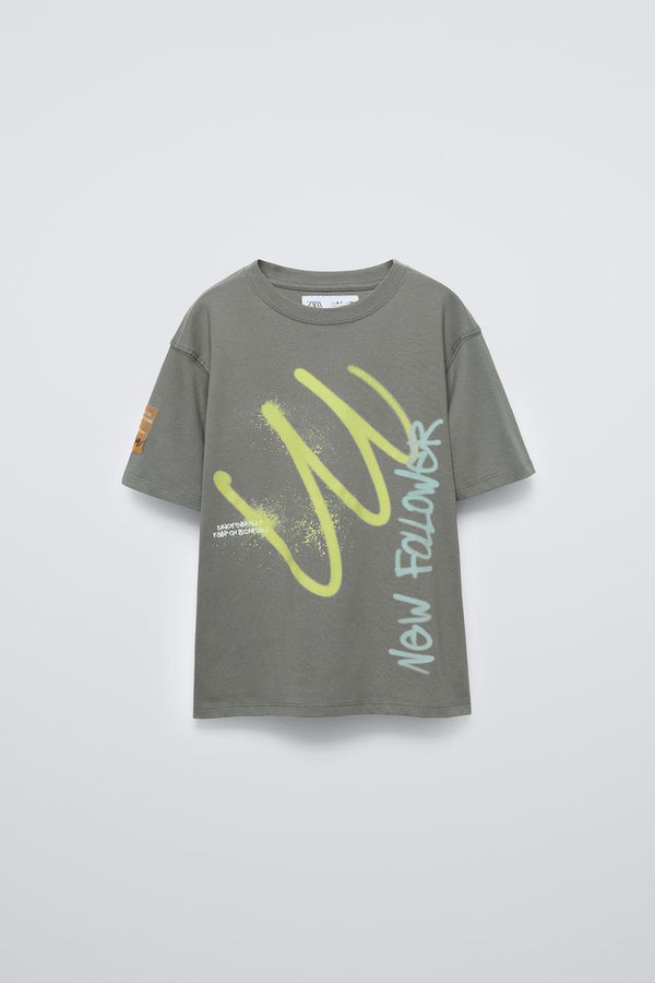 ZARA GRAFFITI T-SHIRT WITH LABEL
