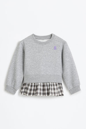 Sweatshirt with ruffle detail.