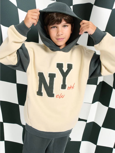 Sinsay Boys Hoodie – Stylish & Comfortable Kids Sweatshirt